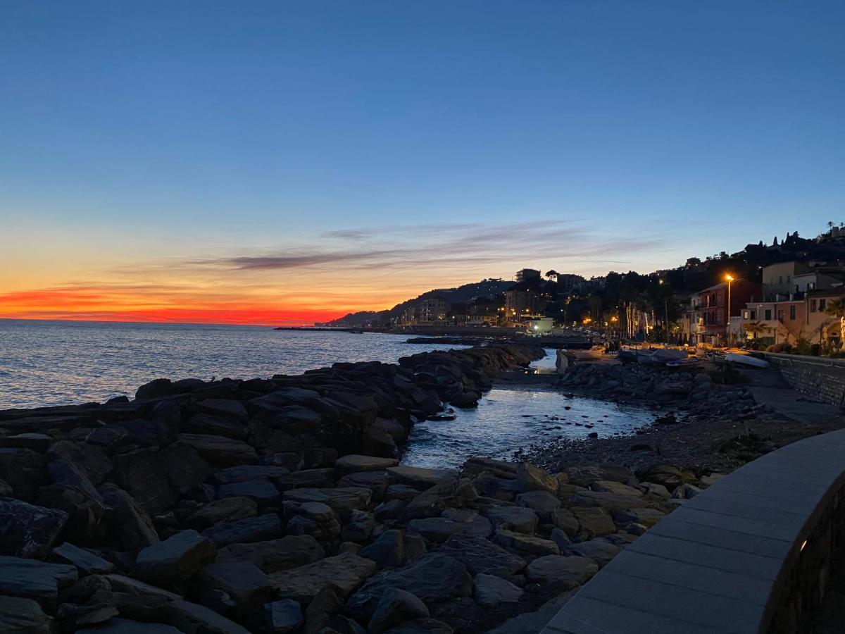 Appartamento Vista Mare Con Piscina Cala Di Sole Imperia Luaran gambar