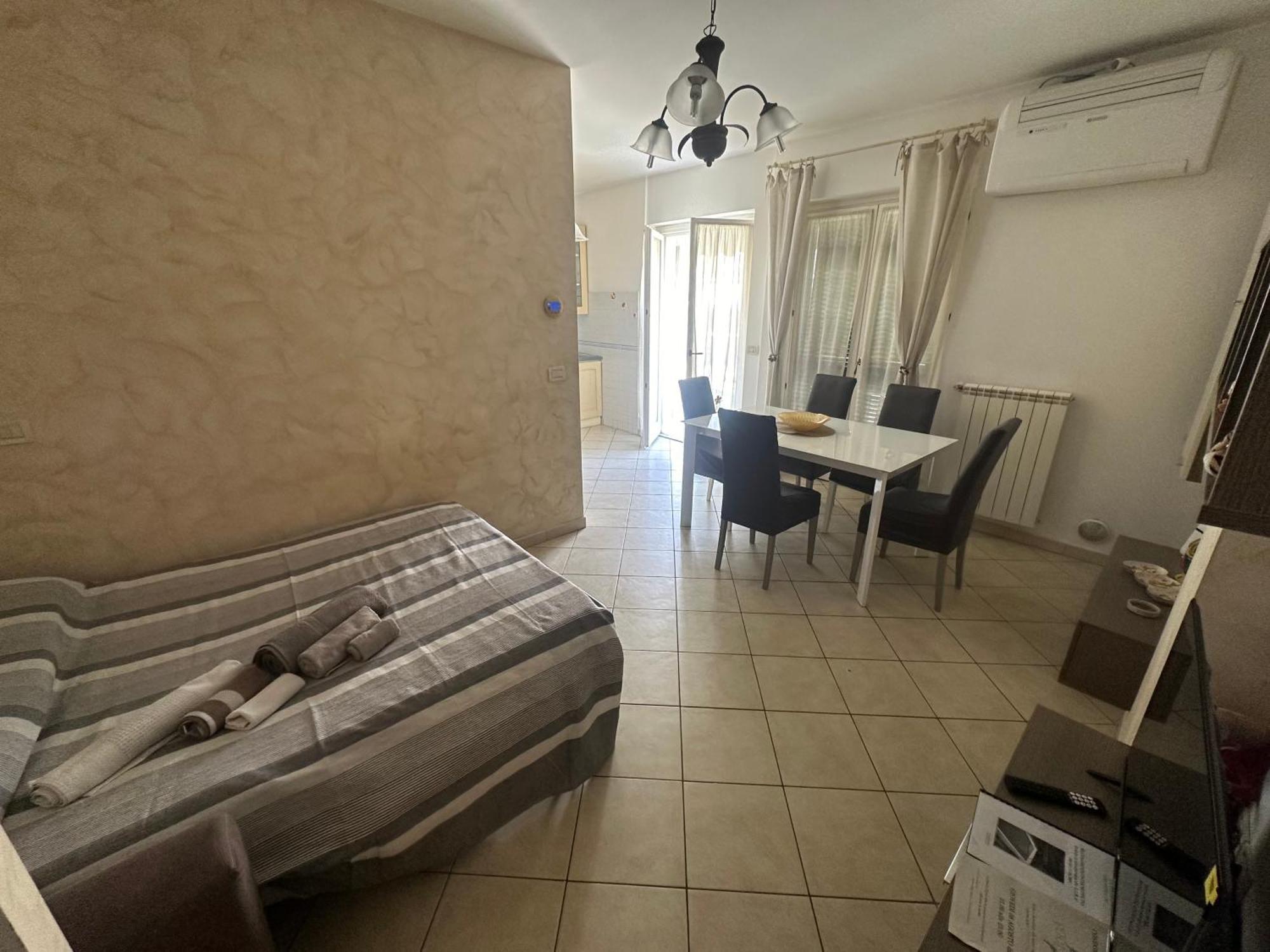 Appartamento Vista Mare Con Piscina Cala Di Sole Imperia Luaran gambar
